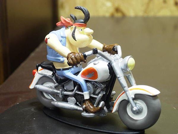 Hercules Butter Harley-Davidson 1340 JBT11R Moto Joe BAR Team Resin 