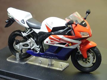 Afbeelding van Honda CBR1000RR Fireblade  1:24