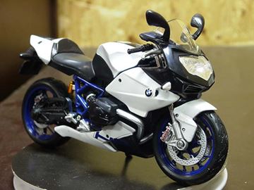Afbeelding van BMW HP2 Sport 1:12 31159
