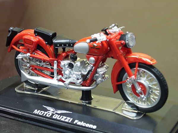 Picture of Moto Guzzi Falcone 1:24 blister