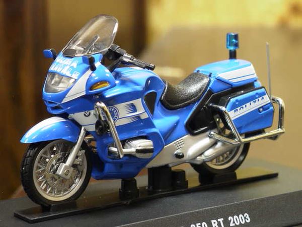 Picture of BMW R850RT polizia politie 2003 1:24