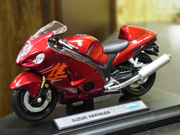 Picture of Suzuki GSX-R1300 Hayabusa 1:18 welly rood