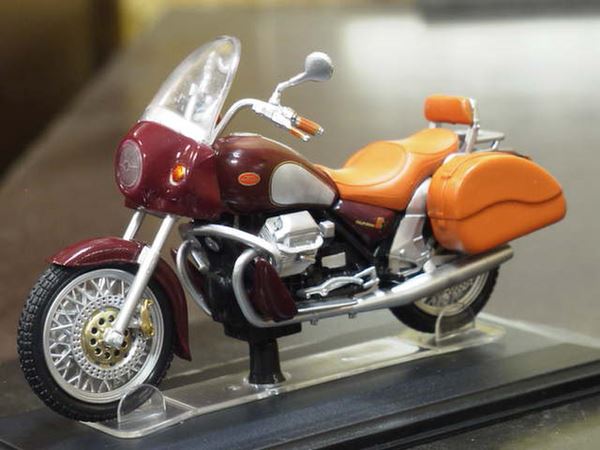 Picture of Moto Guzzi California EV 1:24