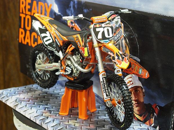 Picture of Ken Roczen KTM 250 SX-F 2012 Red Bull team 1:12 6039