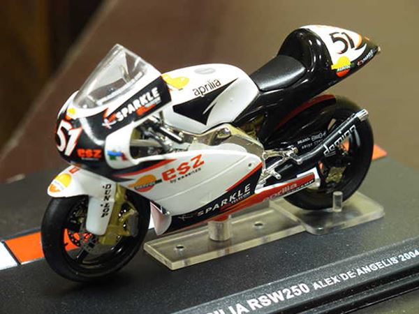 Picture of Alex de Angelis Aprilia RSW250 2004 1:24