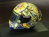 Picture of Valentino Rossi  AGV helm 2008 1:8 398080046