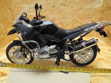 Afbeelding van BMW R1200GS grey 1:9 00200