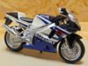 Picture of Suzuki GSX-R750 1:18 bburago bl/wt