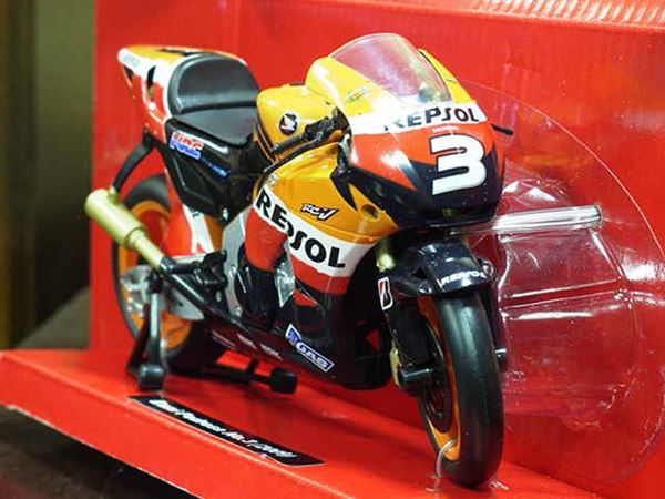 Picture of Dani Pedrosa Honda RC212V 2009 1:12