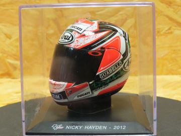 Afbeelding van Nicky Hayden Arai helmet 2012 1:5