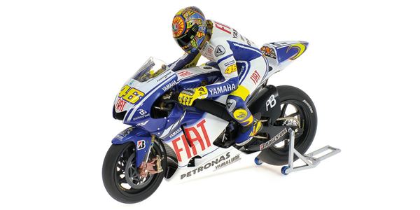 Picture of Valentino Rossi Yamaha M-1 2009 Valencia set 1:12 122093076
