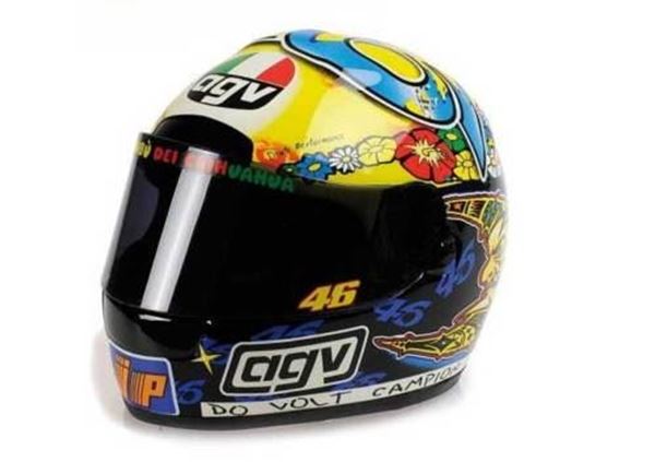 Picture of Valentino Rossi  AGV world champion helm 1999 1:2 327990046
