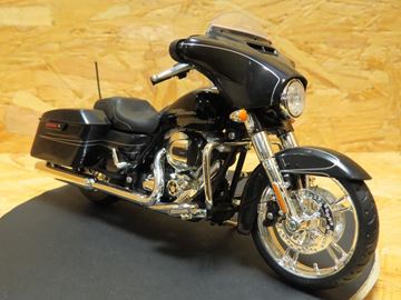 Afbeelding van Harley Davidson Street glide special 1:12 32328