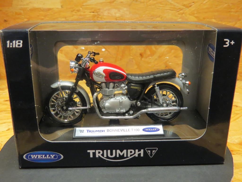 Modèle Moto Diecast DROMADER Modèle Moto Triumph Bonneville T100 2002 Rouge 1:18 - Die Cast Métal Avec Socle - Collection Dromader 12172 - 8