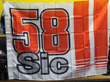 Afbeelding van Marco Simoncelli 58 Sic vlag flag 1655017