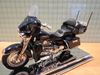Picture of Harley Davidson FLHTK electra glide 1:18 (006)
