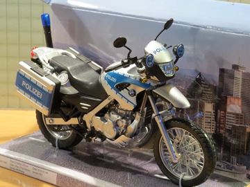 Afbeelding van BMW F650GS polizei 1:12 6023