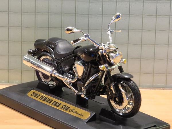 Picture of Yamaha Road Star warrior 1:18 motormax