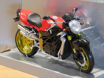 Afbeelding van Mv Agusta Brutale 750 1:12 53513