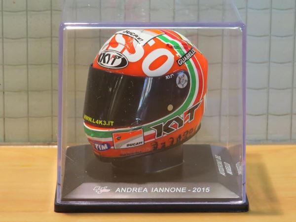 Picture of Andrea Iannone KYT helmet Mugello 2015 1:5