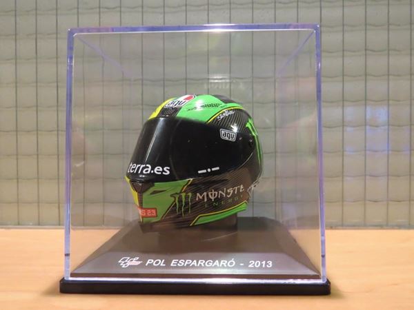 Picture of Pol Espargaro AGV helmet 2013 1:5