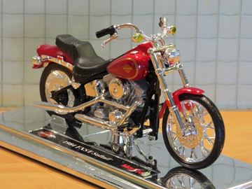 Afbeelding van Harley Davidson FXST Softail 1984 1:18 (n47)