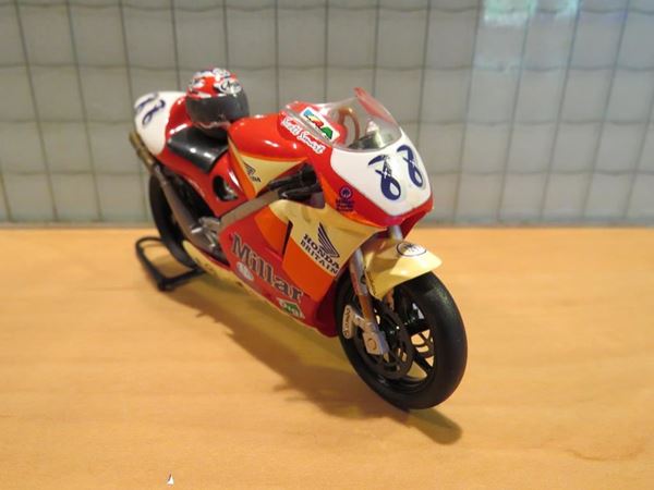 Picture of Scott Smart Honda NSR500 1998 1:24