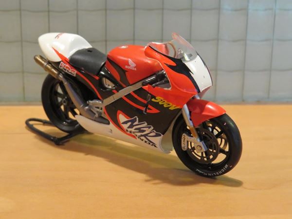 Picture of Honda NSR500 1997 1:24