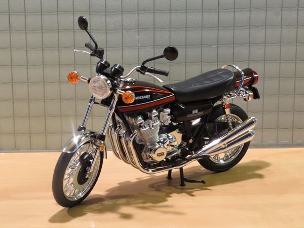 Picture of Kawasaki Z900 1:12 ( Z1 ) brown/red