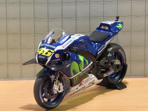 Picture of Valentino Rossi Yamaha YZR-M1 2016 winner Catalunya 1:18 182163246