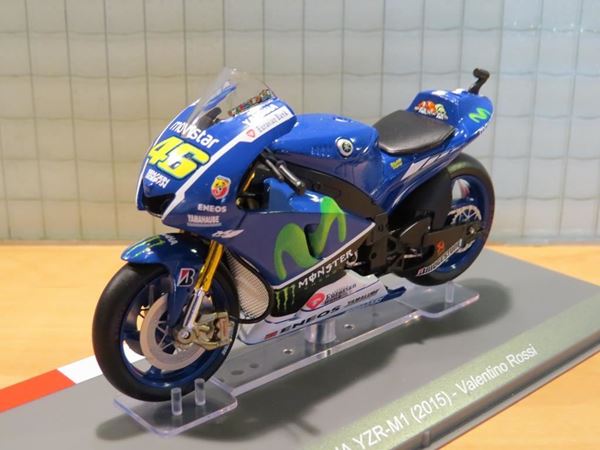 Picture of Valentino Rossi Movistar Yamaha YZR-M1 2015 1:18