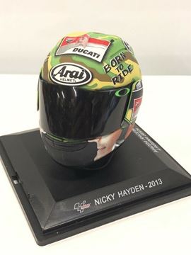 Afbeelding van Nicky Hayden Arai helmet 2013 1:5