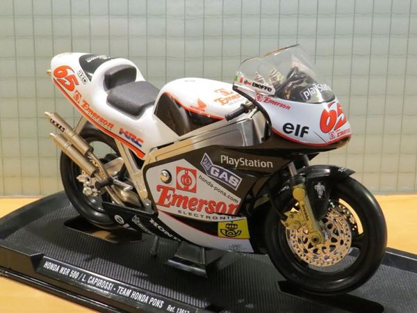 Picture of Loris Capirossi Honda NSR500 2000 1:10