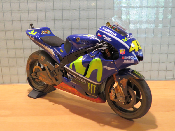 Picture of Valentino Rossi Yamaha YZR-M1 2017 Malaysia 1:12 122173346