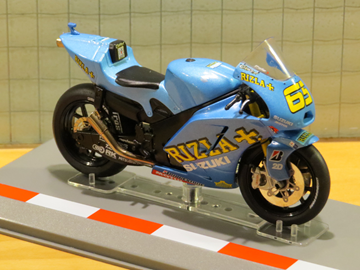 Afbeelding van Loris Capirossi Suzuki GSV-R 2009 1:18 diecast