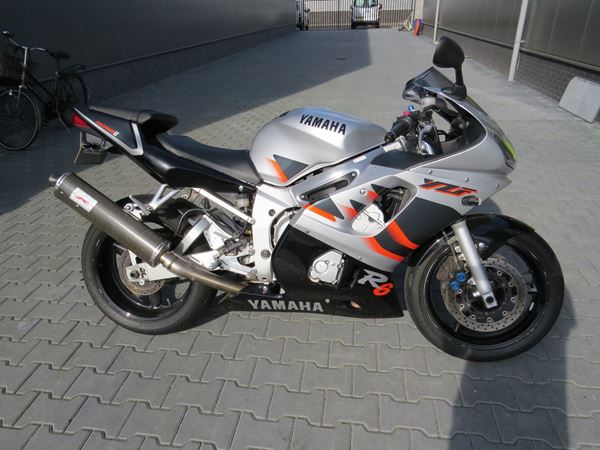 Picture of Yamaha YZF R6 1999