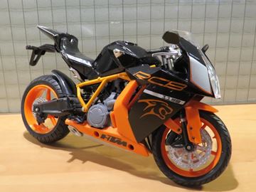 Afbeelding van KTM RC8 zw/or 1:12