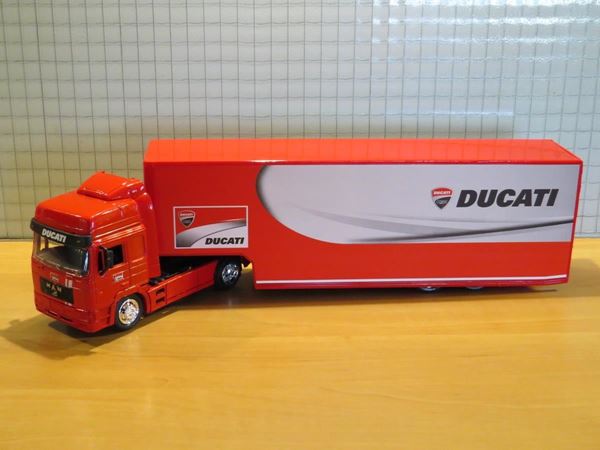 Picture of Ducati Teamtruck 1:43