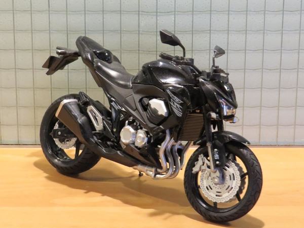 Picture of Kawasaki Z800 black 1:12