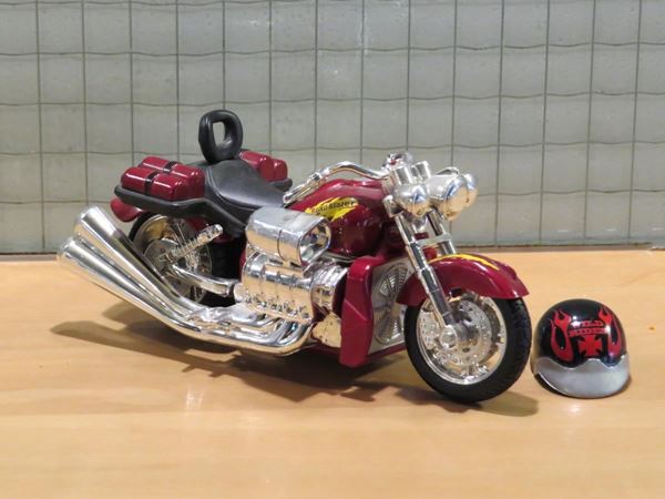 Picture of Future bike red 1:18 with helmet