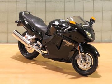 Afbeelding van Honda CBR1100XX Blackbird black 1:18 blister