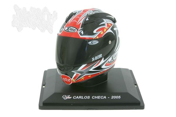 Picture of Carlos Checa Nolan helmet 2005 1:5