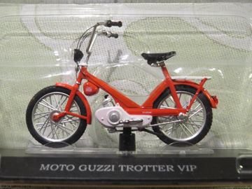 Afbeelding van Moto Guzzi Trotter VIP brommer 1:18 (M054)