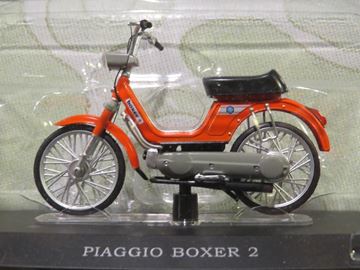Afbeelding van Piaggio Boxer 2 brommer 1:18 (M015)