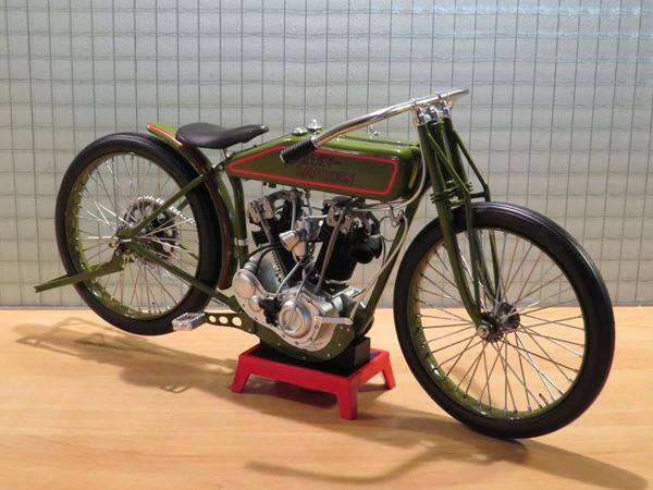Picture of Harley Davidson 1923 board track racer 1:6
