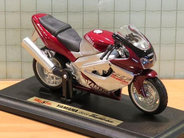 Picture of Yamaha YZF1000R Thunderace 1:18