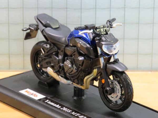 Picture of Yamaha MT-07 1:18 39300-18855