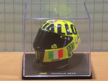 Afbeelding van Valentino Rossi AGV helmet 2016 Mugello 1:5