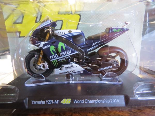 Picture of Valentino Rossi Movistar Yamaha YZR-M1 2014 1:18