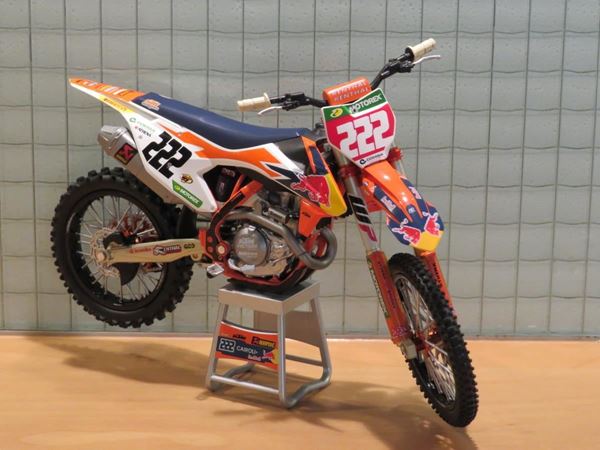 Picture of Antonio Cairoli #222 KTM 450 SX-F 2019 red bull team 1:12